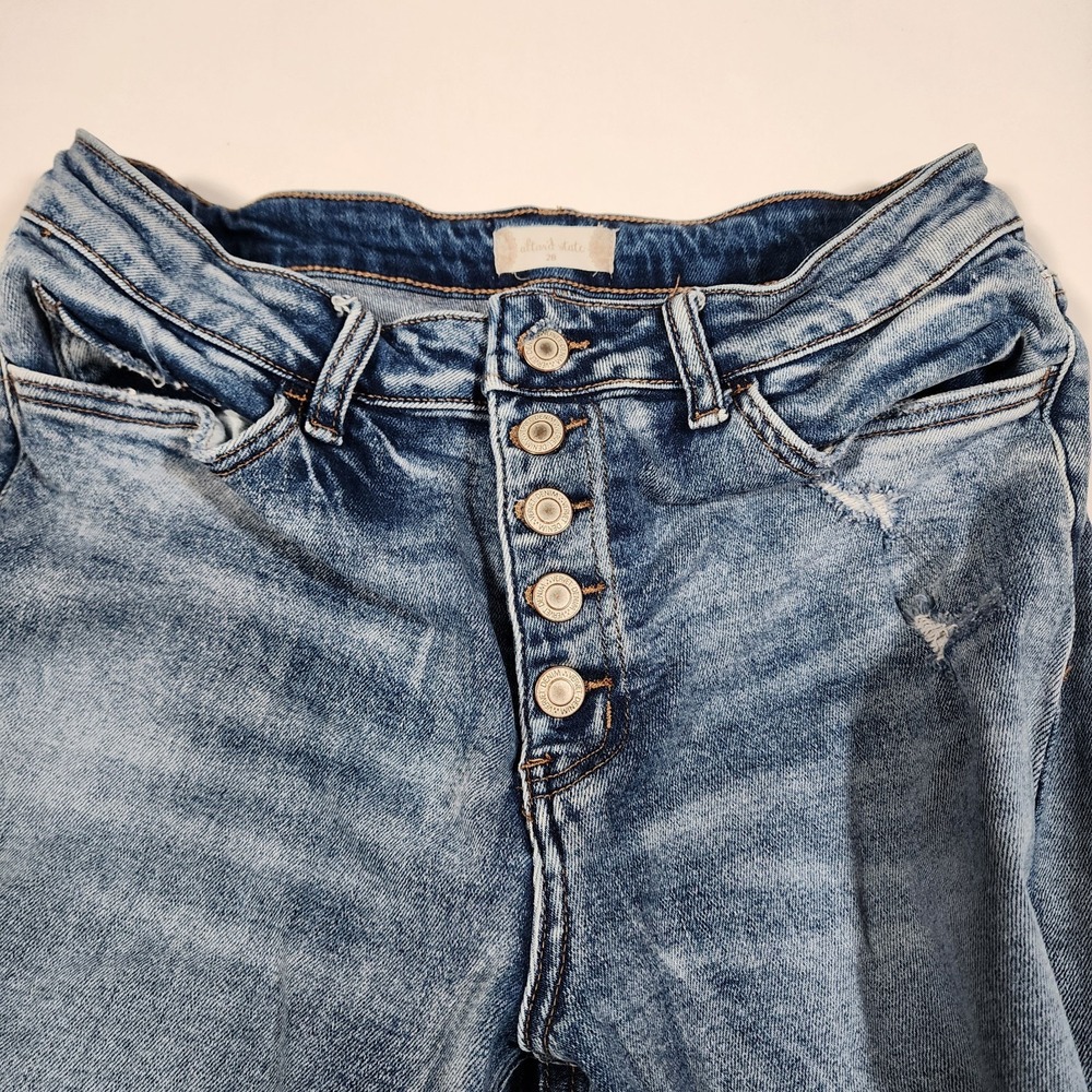 Altr'd STATE Vervet‎ Women 28 Distressed Jeans - Picture 2 of 8